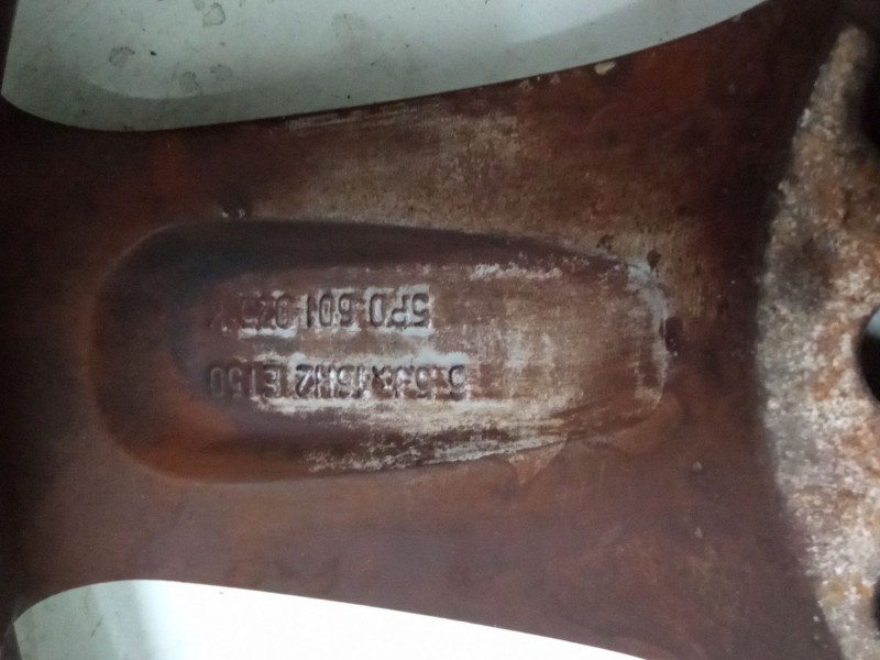 Recambio de llanta aluminio 16´´ para seat altea xl (5p5, 5p8) 2.0 tdi 16v 4x4 referencia OEM IAM 5P0601025K  