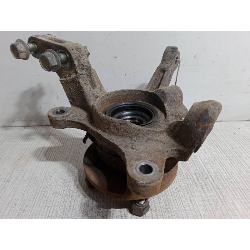 Recambio de mangueta delantera derecha para nissan micra ii (k11) 1.0 i 16v referencia OEM IAM   