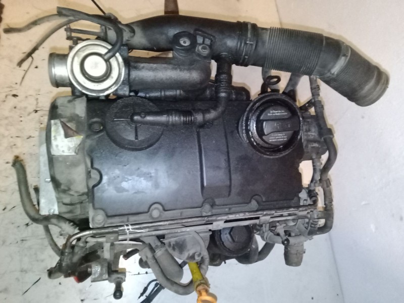 Recambio de motor completo para volkswagen polo iv (9n_, 9a_) 1.9 tdi referencia OEM IAM   