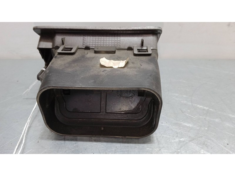 Recambio de aireador derecho para peugeot 307 (3a/c) 2.0 hdi 135 referencia OEM IAM   