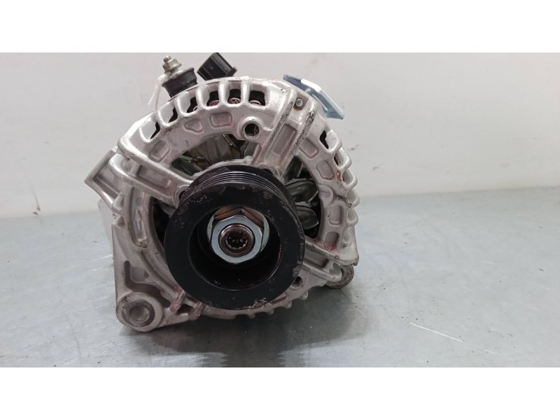 Recambio de alternador para toyota avensis (_t25_) 2.4 (azt251_) referencia OEM IAM F032115416  