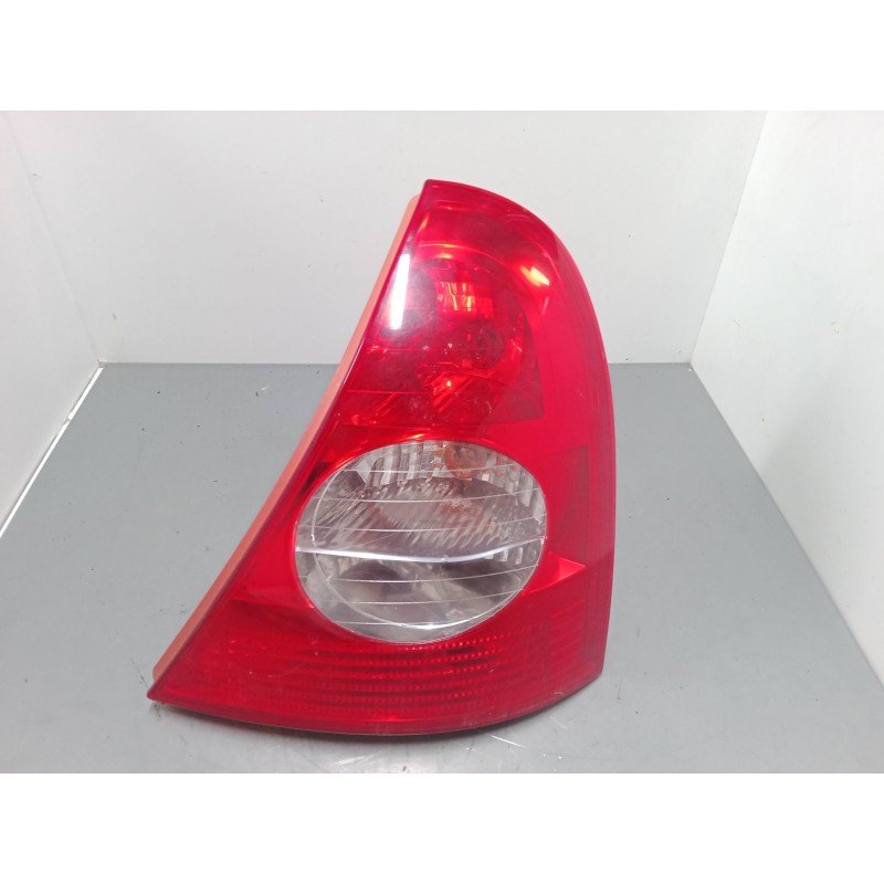 Recambio de piloto trasero derecho para renault clio ii (bb_, cb_) 1.2 (bb0a, bb0f, bb10, bb1k, bb28, bb2d, bb2h, cb0a,... refer