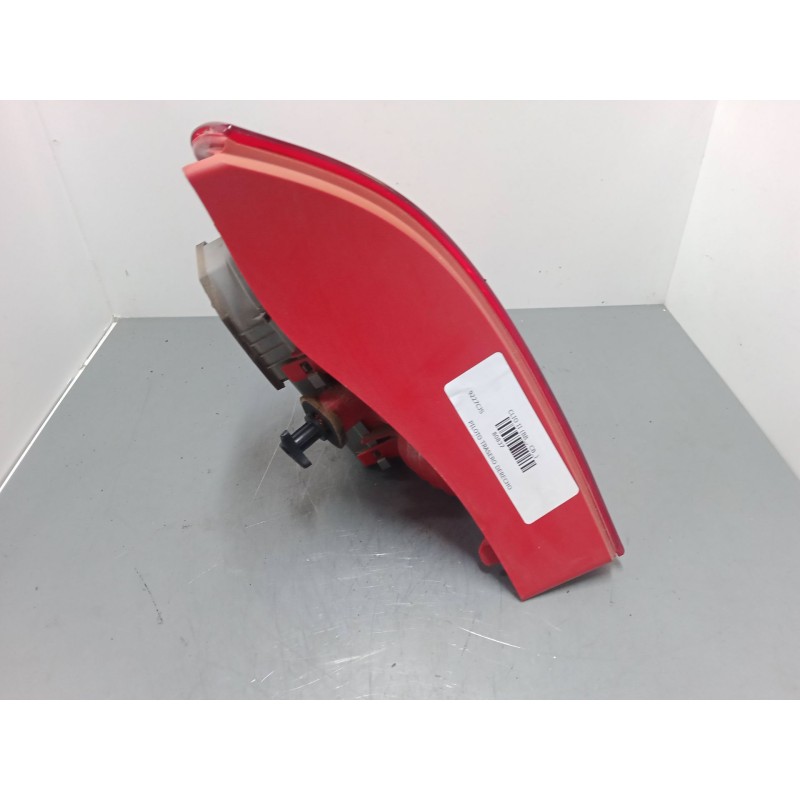 Recambio de piloto trasero derecho para renault clio ii (bb_, cb_) 1.2 (bb0a, bb0f, bb10, bb1k, bb28, bb2d, bb2h, cb0a,... refer