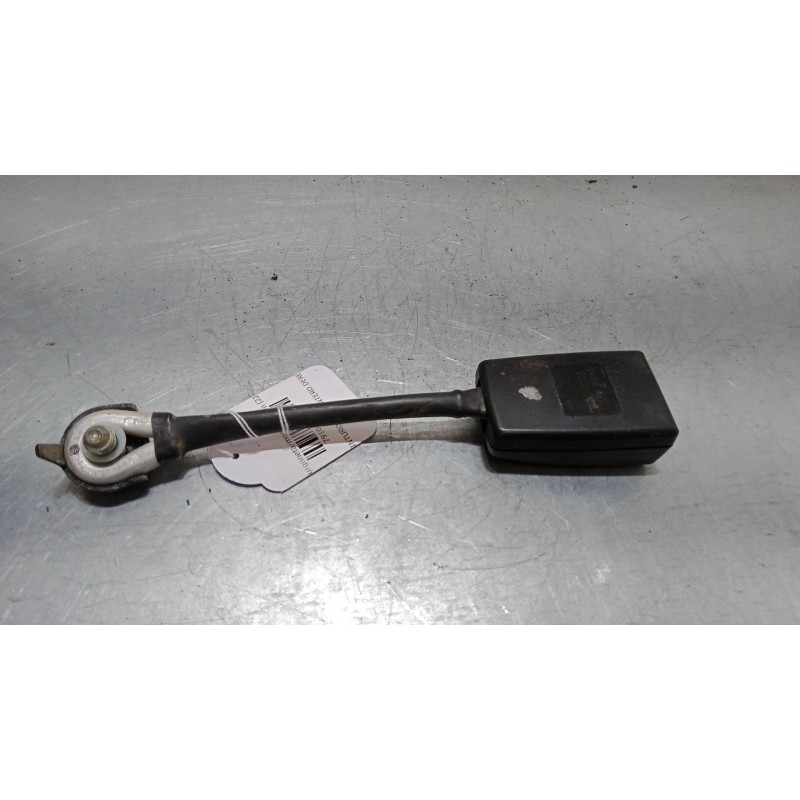 Recambio de anclaje cinturon delantero derecho para fiat doblo furgoneta/monovolumen (223_) 1.3 jtd 16v referencia OEM IAM   