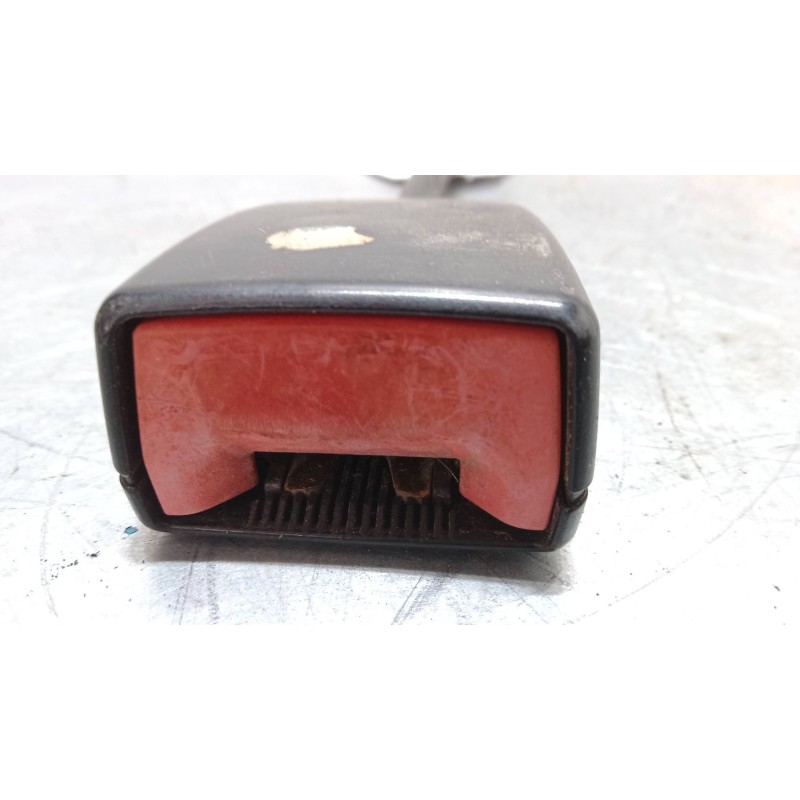Recambio de anclaje cinturon delantero derecho para fiat doblo furgoneta/monovolumen (223_) 1.3 jtd 16v referencia OEM IAM   