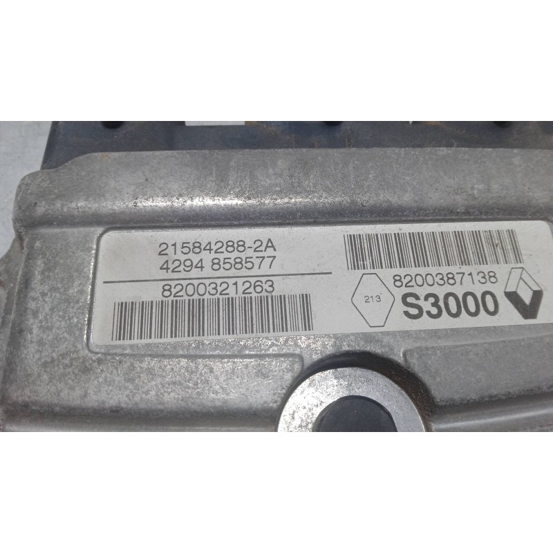 Recambio de centralita motor uce para renault scénic ii (jm0/1_) 1.6 (jm0c, jm0j, jm1b) referencia OEM IAM 8200321263  