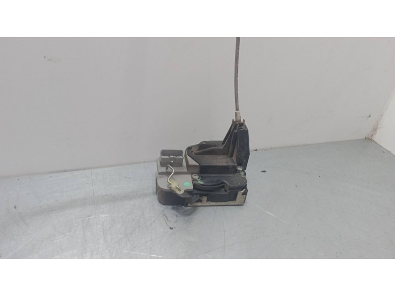 Recambio de cerradura puerta delantera derecha para peugeot 307 (3a/c) 1.6 hdi referencia OEM IAM 96456865  