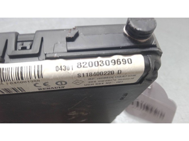 Recambio de bsi para renault scénic ii (jm0/1_) 1.6 (jm0c, jm0j, jm1b) referencia OEM IAM 8200309690  