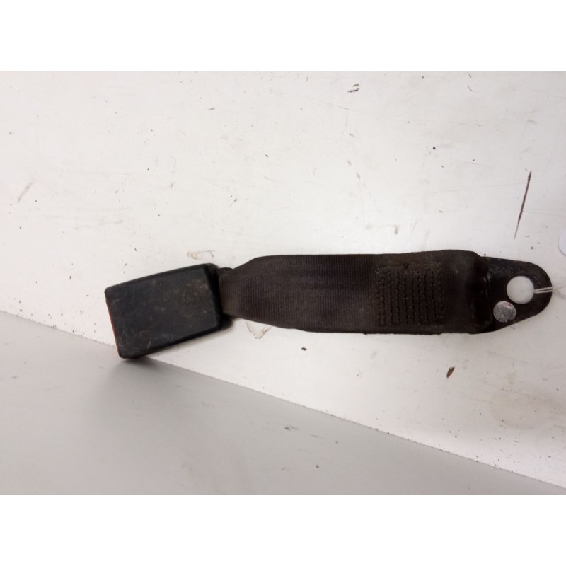 Recambio de anclaje cinturon trasero derecho para fiat doblo furgoneta/monovolumen (223_) 1.3 jtd 16v referencia OEM IAM   