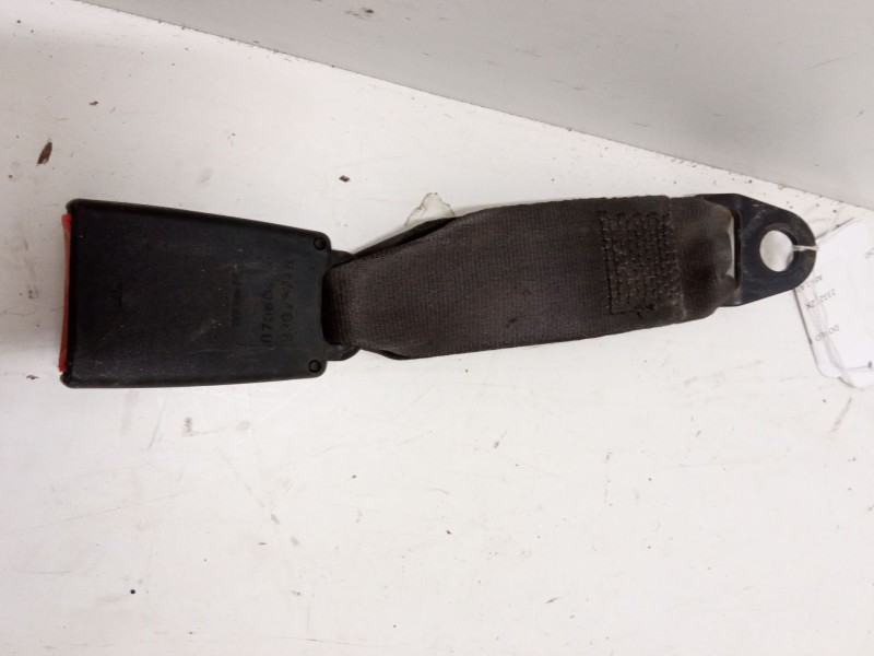 Recambio de anclaje cinturon trasero derecho para fiat doblo furgoneta/monovolumen (223_) 1.3 jtd 16v referencia OEM IAM   