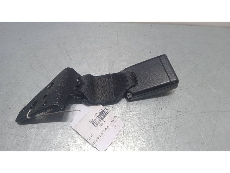 Recambio de anclaje cinturon trasero izquierdo para peugeot 208 i (ca_, cc_) 1.2 vti 82 referencia OEM IAM   