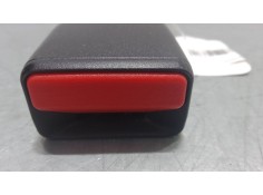 Recambio de anclaje cinturon trasero izquierdo para peugeot 208 i (ca_, cc_) 1.2 vti 82 referencia OEM IAM    2