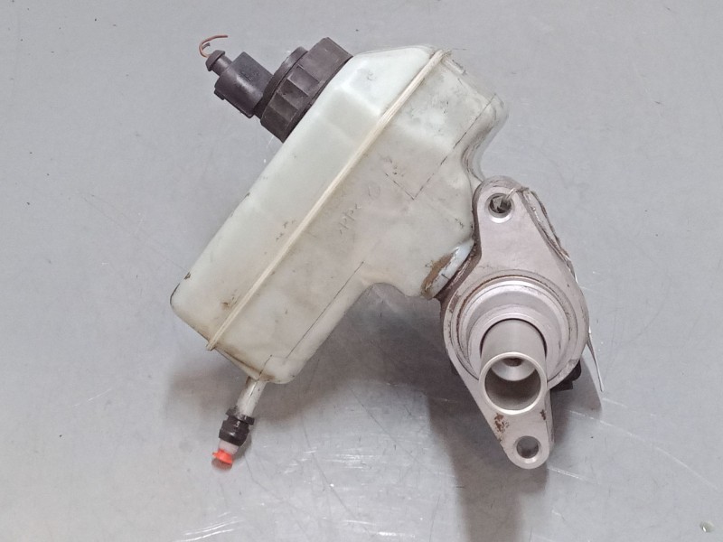 Recambio de bomba freno para volkswagen passat b6 variant (3c5) 2.0 tdi referencia OEM IAM   