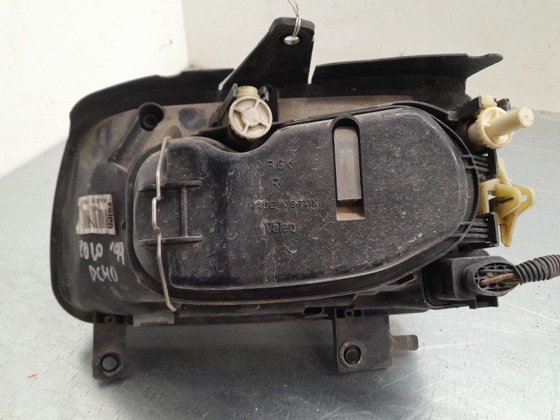 Recambio de faro derecho para volkswagen polo (6n2) 1.4 tdi referencia OEM IAM   