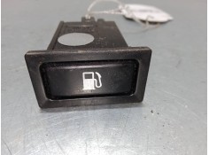 Recambio de boton apertura/cierre deposito para toyota avensis (_t25_) 2.4 (azt251_) referencia OEM IAM 156795  
