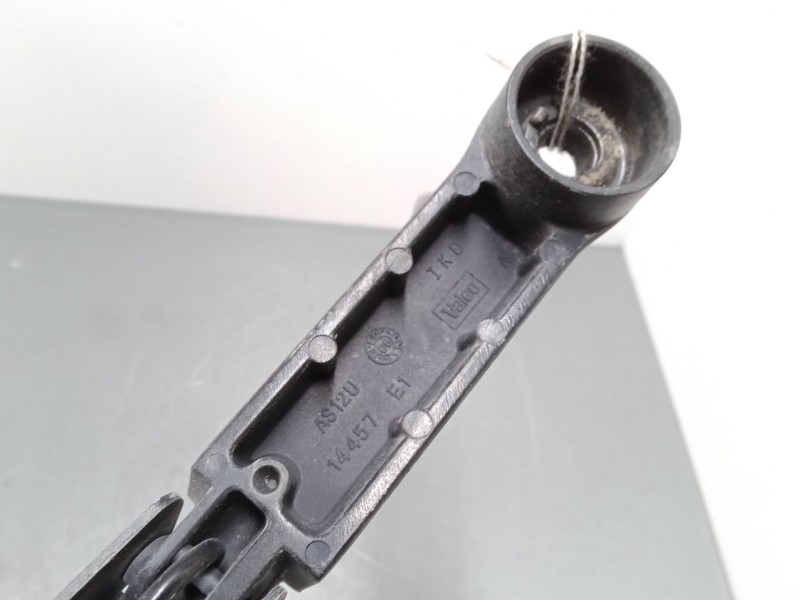 Recambio de brazo limpia delantero derecho para citroën c4 picasso i monospace (ud_) 1.8 i 16v referencia OEM IAM   