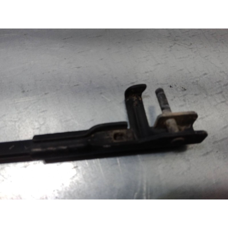 Recambio de brazo limpia delantero izquierdo para volkswagen caddy iii furgoneta/monovolumen (2ka, 2kh, 2ca, 2ch) 1.9 tdi refere