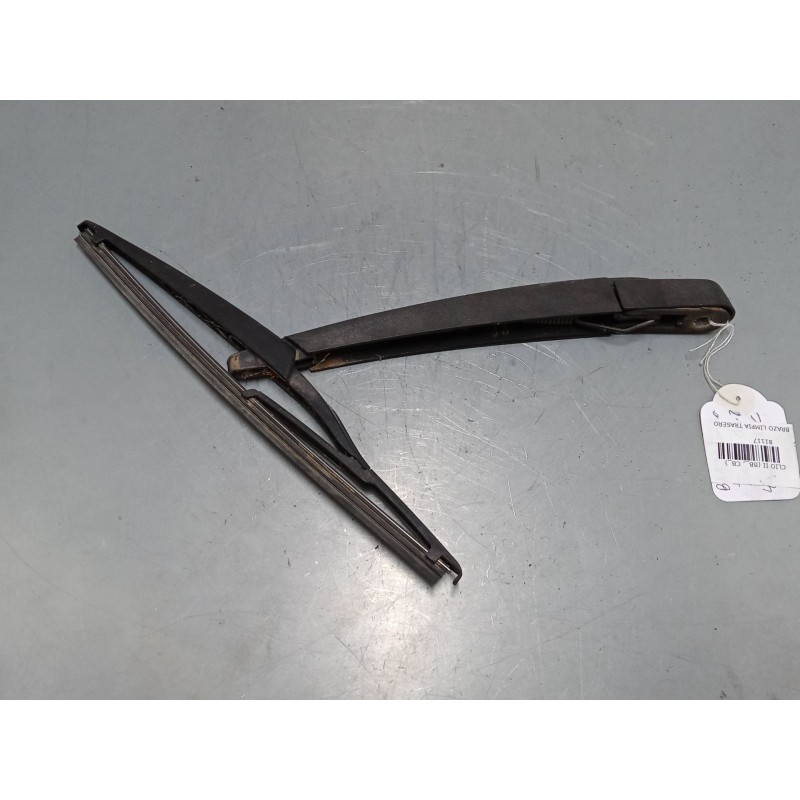 Recambio de brazo limpia trasero para renault clio ii (bb_, cb_) 1.5 dci (b/cb08) referencia OEM IAM   