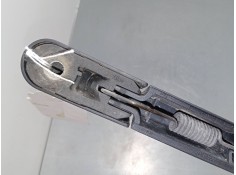 Recambio de brazo limpia trasero para renault clio ii (bb_, cb_) 1.5 dci (b/cb08) referencia OEM IAM    2