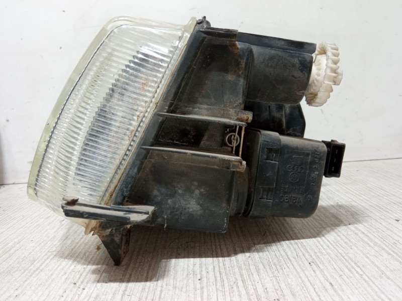 Recambio de faro izquierdo para seat ibiza ii (6k1) 1.4 i referencia OEM IAM   