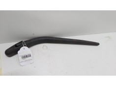 Recambio de brazo limpia trasero para chevrolet nubira station wagon 1.8 referencia OEM IAM