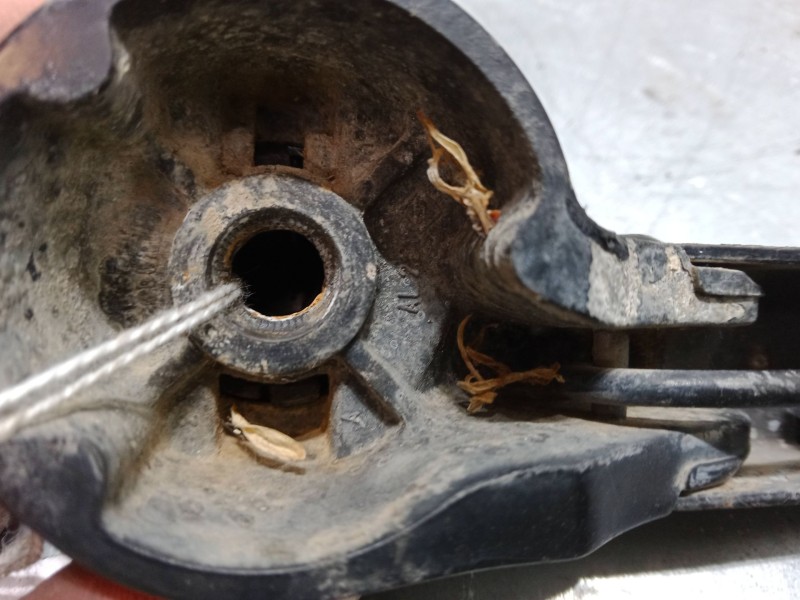 Recambio de brazo limpia trasero para audi a4 b5 (8d2) 2.5 tdi referencia OEM IAM   