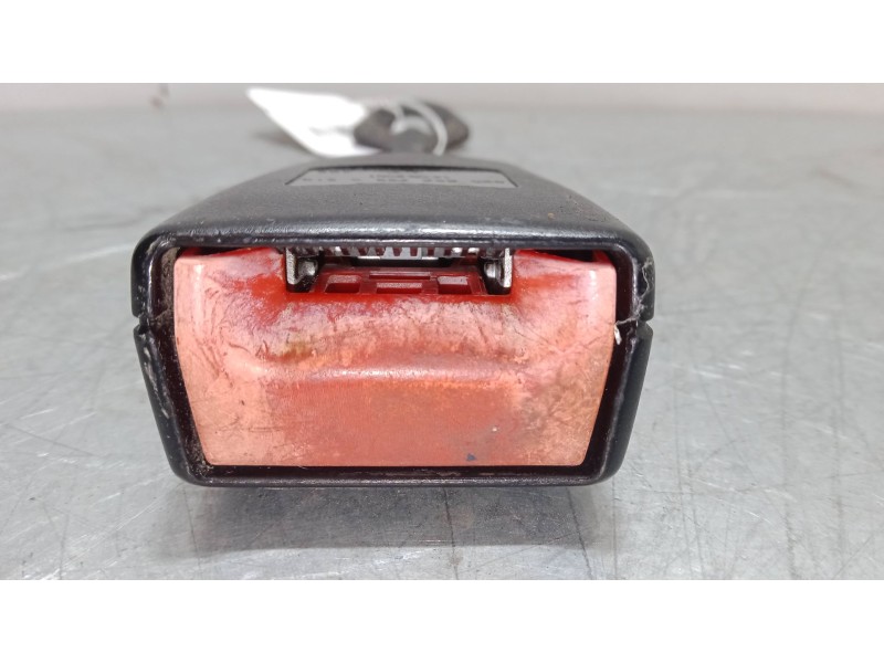 Recambio de anclaje cinturon delantero derecho para audi a4 b6 (8e2) 1.8 t referencia OEM IAM   