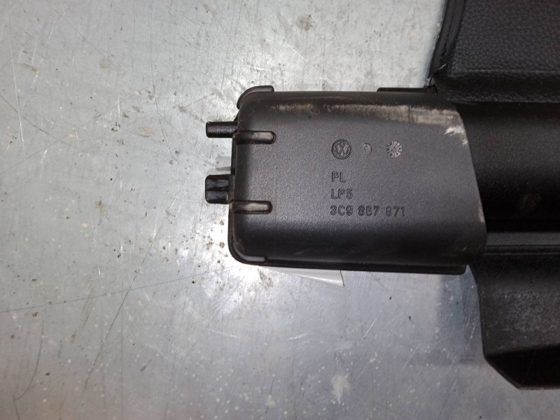 Recambio de bandeja trasera para volkswagen passat b6 variant (3c5) 2.0 tdi referencia OEM IAM   