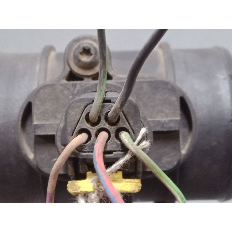 Recambio de caudalimetro para opel corsa d (s07) 1.4 (l08, l68) referencia OEM IAM 13307079  