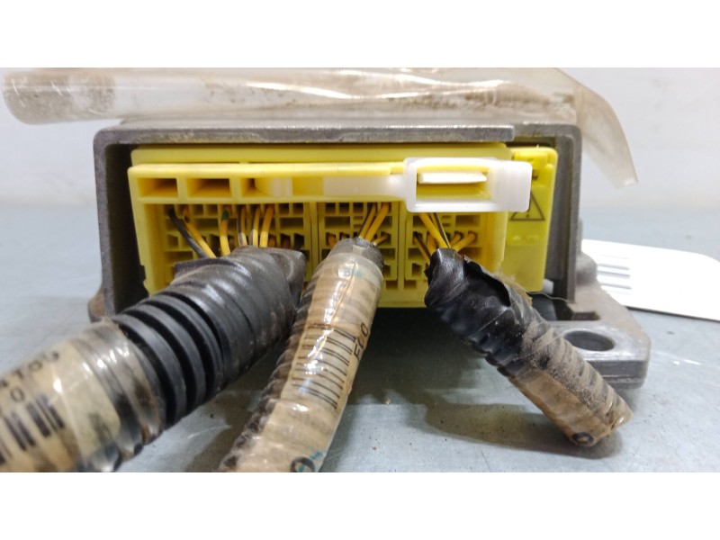 Recambio de centralita airbag para toyota auris (_e15_) 2.0 d-4d (ade150_) referencia OEM IAM 8917002560  215537106