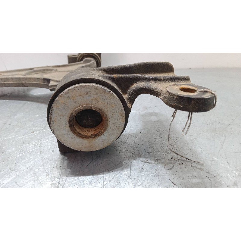 Recambio de brazo suspension inferior delantero izquierdo para citroën jumpy ii furgoneta 2.0 hdi 120 referencia OEM IAM   