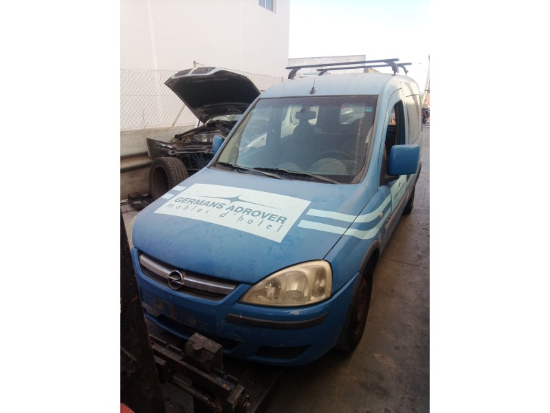 opel combo tour del año 2004