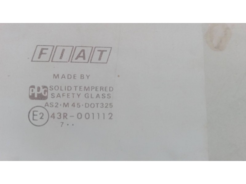 Recambio de luna puerta delantera derecha para fiat punto (176_) 1.7 d referencia OEM IAM   