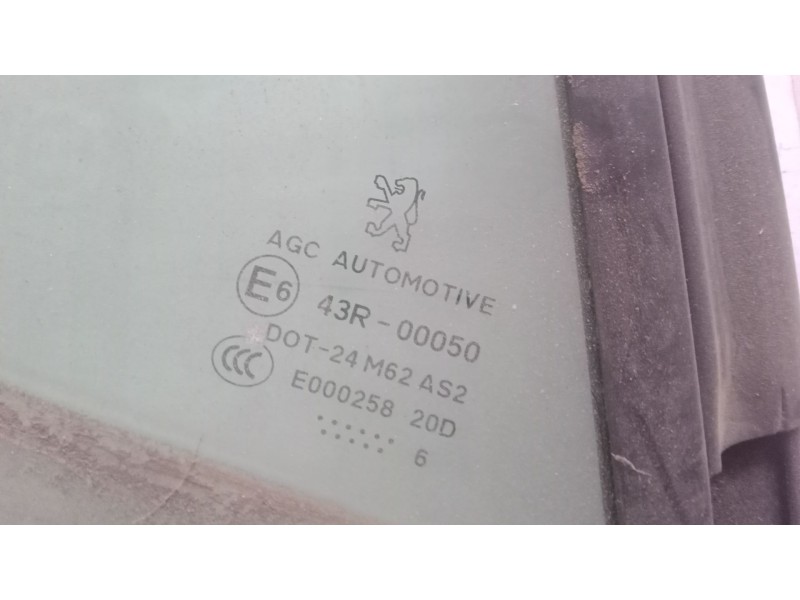 Recambio de luna trasera derecha para peugeot 307 cc (3b) 1.6 16v referencia OEM IAM   