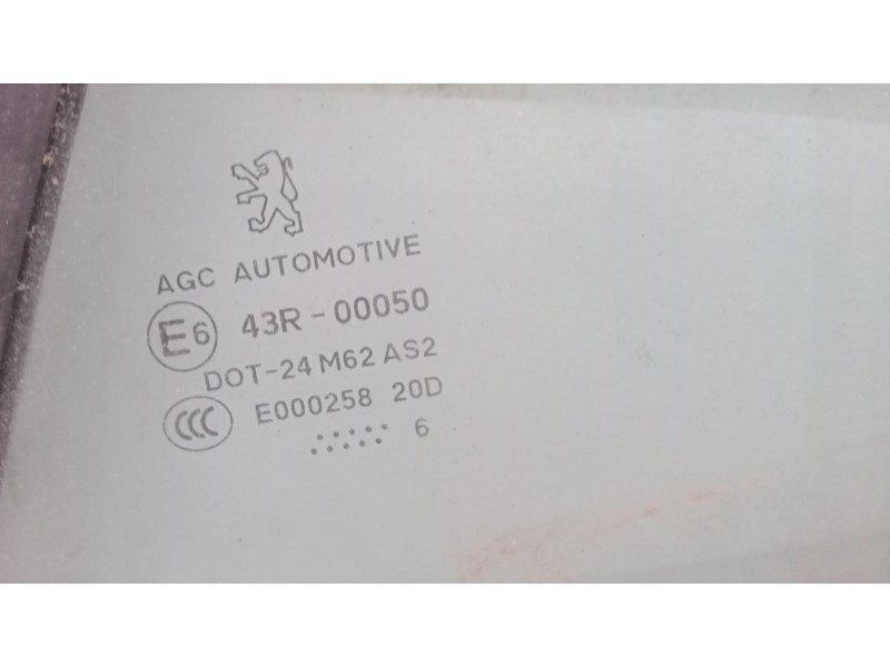 Recambio de luna trasera izquierda para peugeot 307 cc (3b) 1.6 16v referencia OEM IAM   