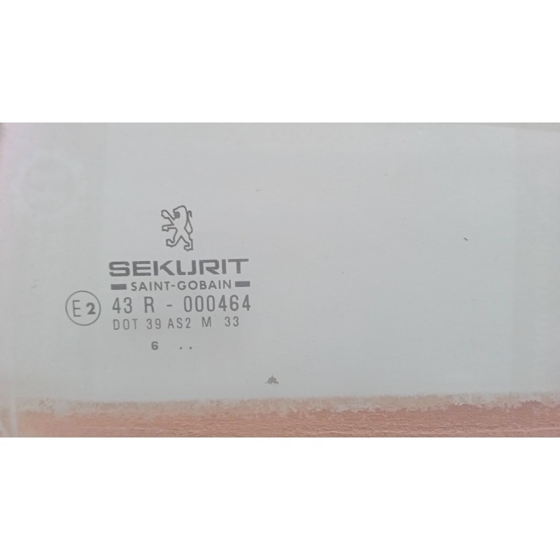 Recambio de luna trasera izquierda para peugeot 306 hatchback (7a, 7c, n3, n5) 1.9 d referencia OEM IAM   