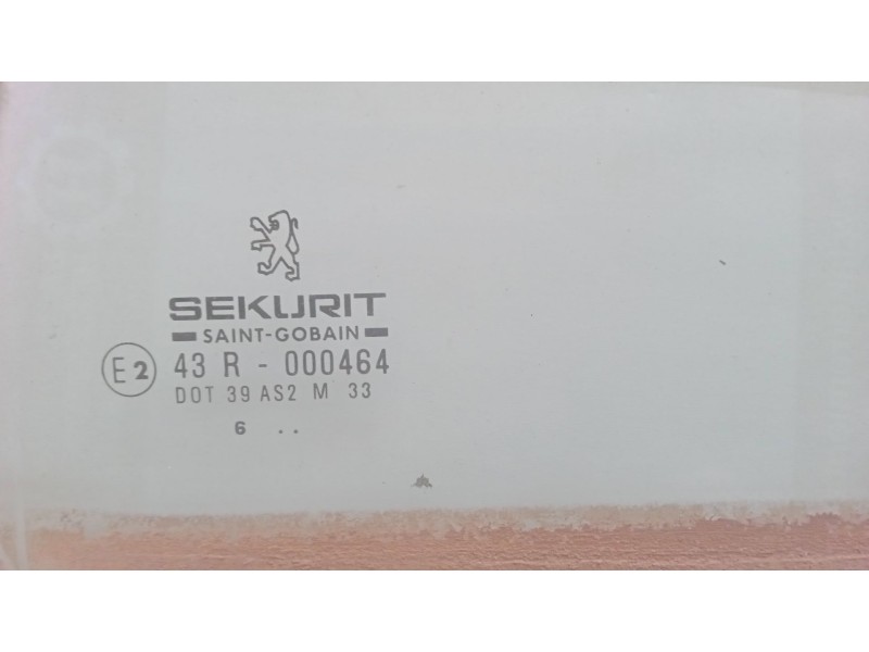 Recambio de luna trasera izquierda para peugeot 306 hatchback (7a, 7c, n3, n5) 1.9 d referencia OEM IAM   