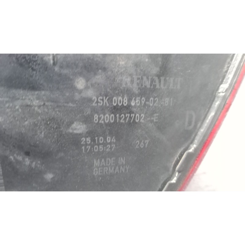 Recambio de piloto trasero derecho para renault scénic ii (jm0/1_) 1.6 (jm0c, jm0j, jm1b) referencia OEM IAM 8200127702E  