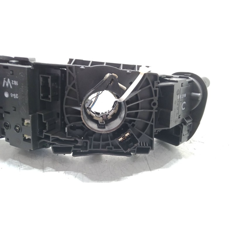 Recambio de mando luces para renault scénic ii (jm0/1_) 1.6 (jm0c, jm0j, jm1b) referencia OEM IAM 820012772725  