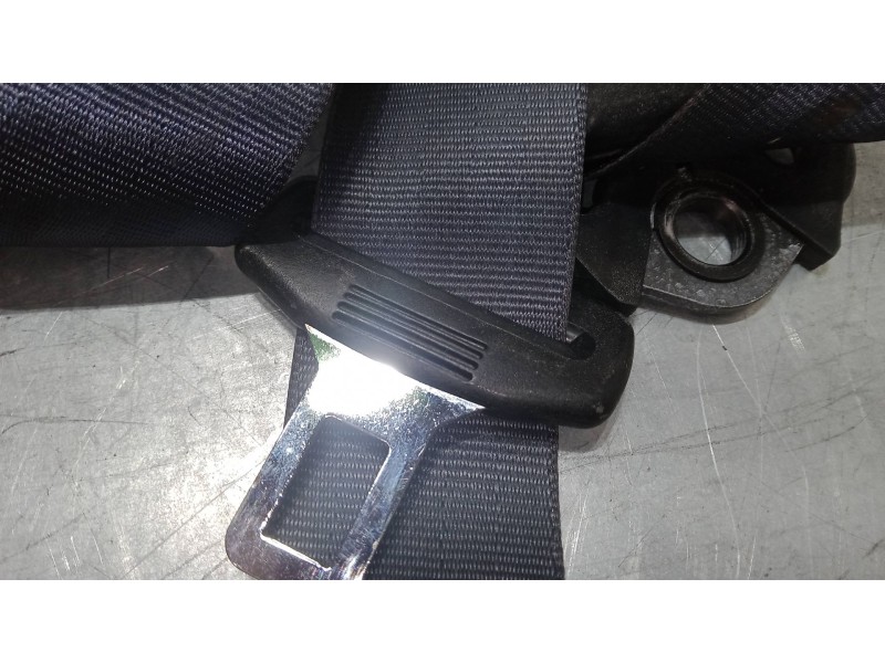 Recambio de cinturon seguridad delantero derecho para audi a4 b6 (8e2) 1.8 t referencia OEM IAM 8E0657706B  