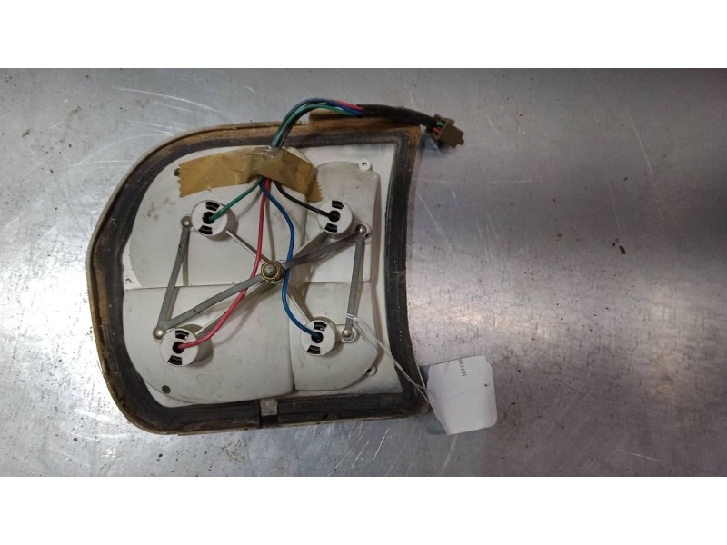 Recambio de piloto trasero derecho para peugeot 504 (a_, m_) 2.1 d (a20, m20) referencia OEM IAM   