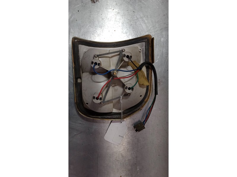 Recambio de piloto trasero izquierdo para peugeot 504 (a_, m_) 2.1 d (a20, m20) referencia OEM IAM   