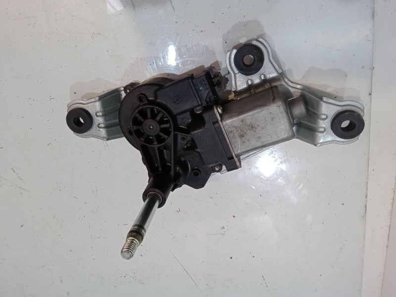 Recambio de motor limpia trasero para ssangyong tivoli 1.6 referencia OEM IAM   