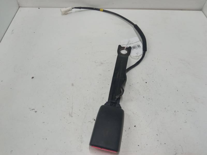 ANCLAJE CINTURON DELANTERO IZQUIERDO 