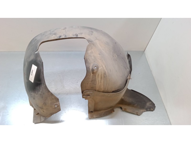 Recambio de paso de rueda delantero izquierdo para volkswagen golf v (1k1) 1.6 referencia OEM IAM 1K0805977B  