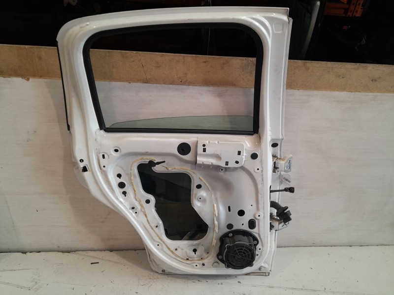 Recambio de puerta trasera izquierda para citroën c3 ii (sc_) 1.4 hdi 70 (sc8hzc, sc8hr0, sc8hp4) referencia OEM IAM 9002CC  