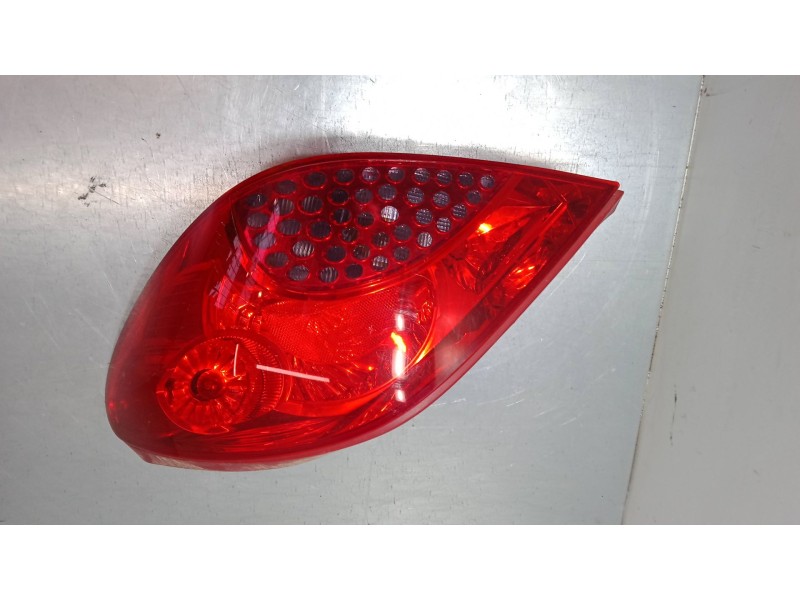 Recambio de piloto trasero derecho para peugeot 207 cc (wd_) 1.6 16v referencia OEM IAM   