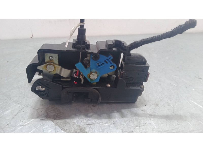 Recambio de cerradura puerta delantera derecha para opel antara a (l07) 2.0 cdti referencia OEM IAM 94551321  