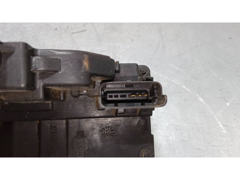 Recambio de cerradura puerta trasera derecha para nissan micra iii (k12) 1.2 16v referencia OEM IAM   