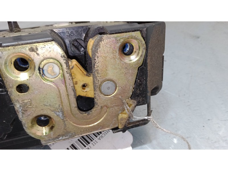 Recambio de cerradura puerta trasera derecha para nissan micra iii (k12) 1.2 16v referencia OEM IAM   